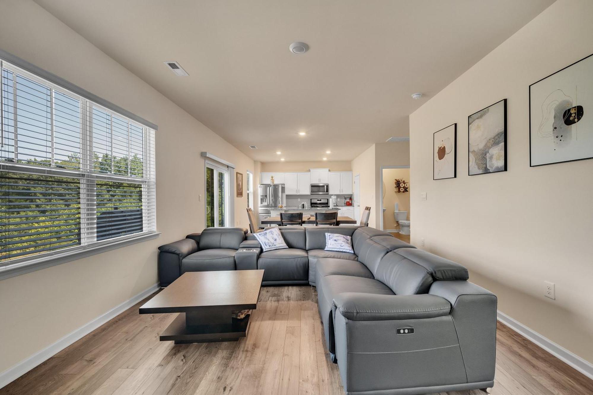 Beautifull House Near Airport Vila Charlotte Exterior foto